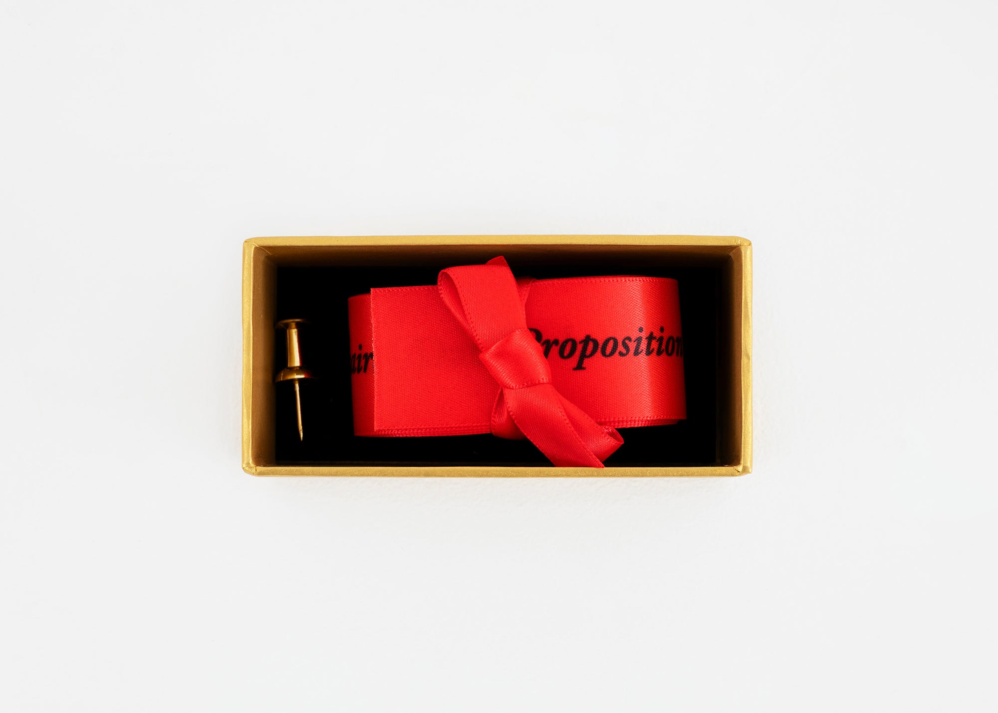Sophie Calle - Proposition pour un rituel d'anniversaire, 2026 (Fizz Red)
