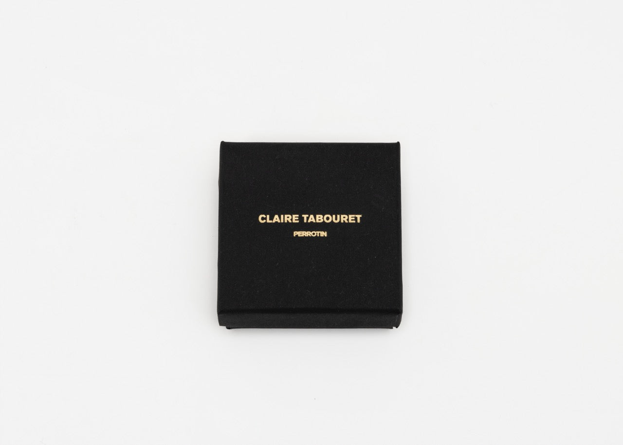 Claire Tabouret - Portraits with Curls Medallion