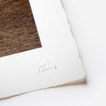 Load image into Gallery viewer, JR - Trompe l'oeil, Greetings from Giza, 22 Octobre 2021, 16h44, Giza, Egypte, 2021