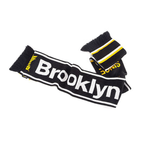 Maurizio Cattelan - Museum League Scarf: Brooklyn Museum