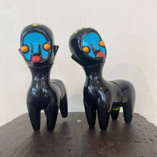 Load image into Gallery viewer, Izumi Kato - Soft Vinyl Figurine - Four-Legged
