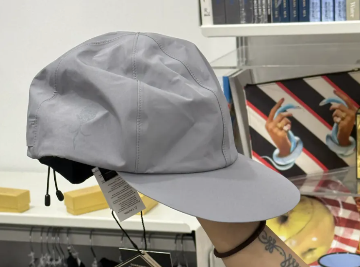 Izumi Kato x D-VEC Almost Black - Gore-tex Cap