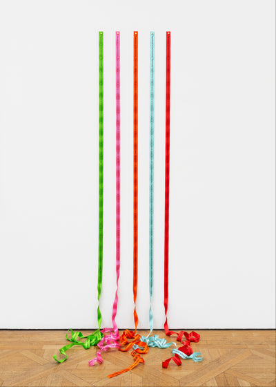 Sophie Calle - Proposition pour un rituel d'anniversaire, 2026 (Tango Orange)
