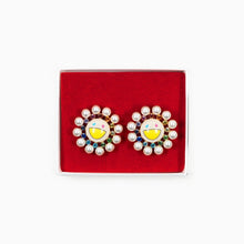 Load image into Gallery viewer, Takashi Murakami x Liquem - Pearl Flower Earrings (Clip-On)
