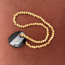 Load image into Gallery viewer, Jean-Michel Othoniel - Invisibility Faces Necklace (EN008.1)
