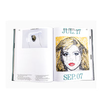 Load image into Gallery viewer, Perrotin Yearbook N°29 - 2019
