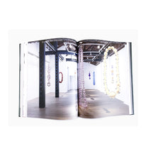Load image into Gallery viewer, Perrotin Yearbook N°29 - 2019

